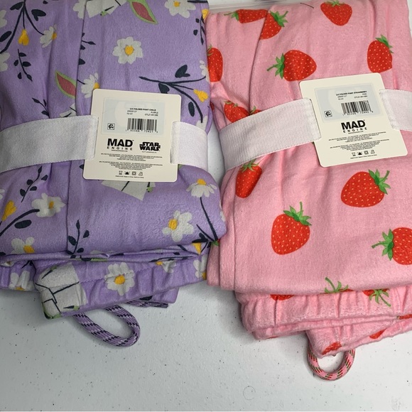 Star Wars and Strawberry Print Women's Sleep Pants - Picture 4 of 13